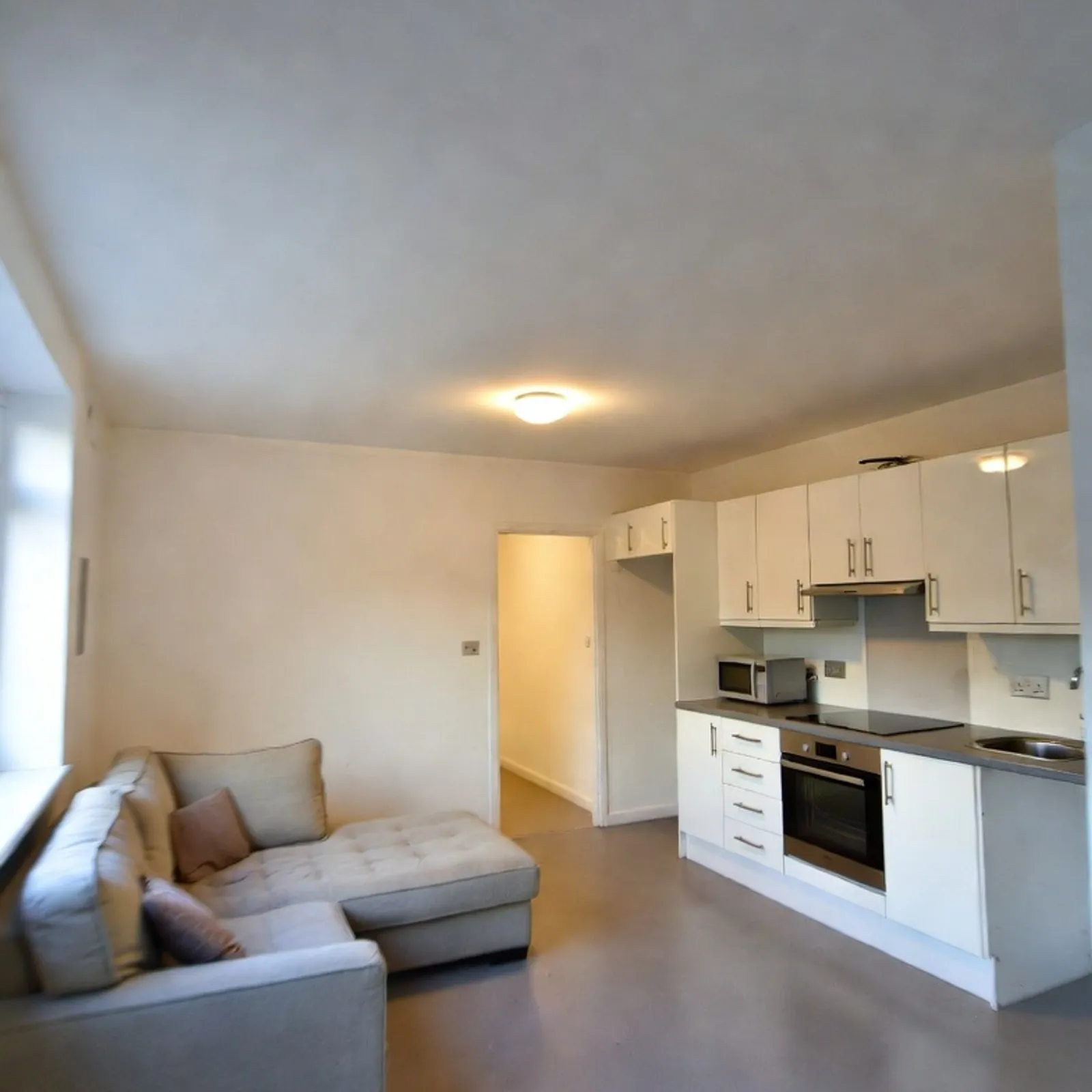 Room in Stillorgan, Dublin