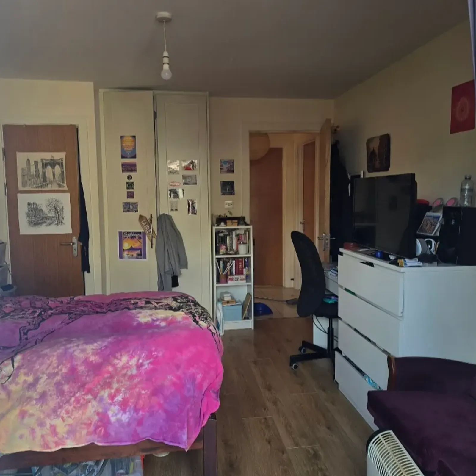 Room in Dublin 12, Dublin - Image 1