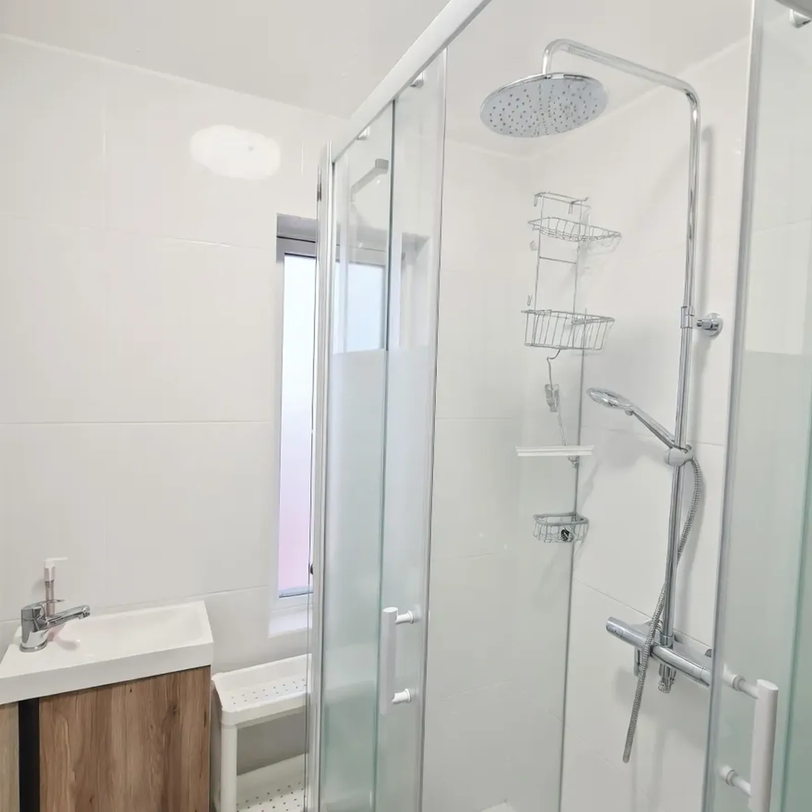 Room in Dublin 6, Dublin - Image 2