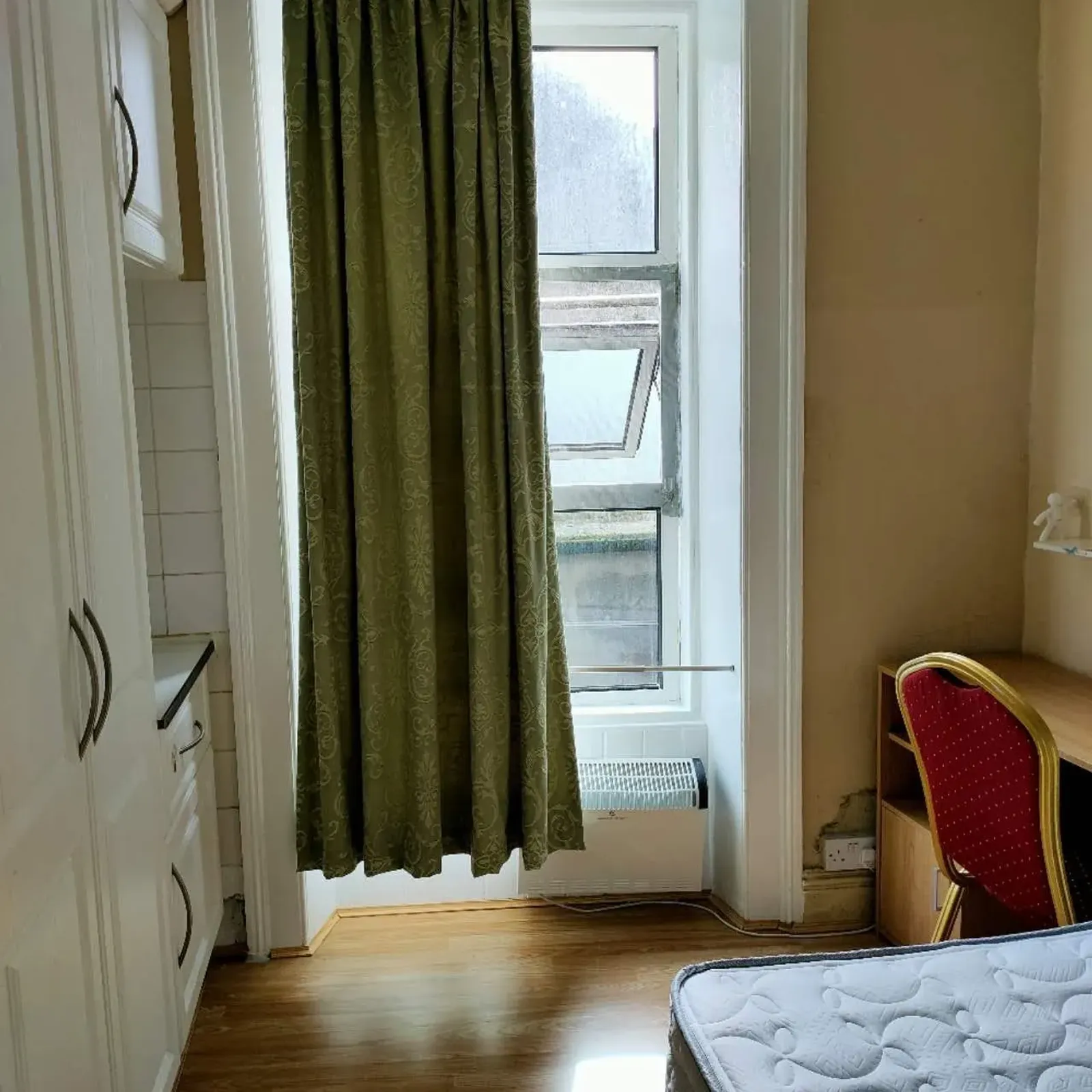 Entire in Cork, Ballygarvan - Image 5