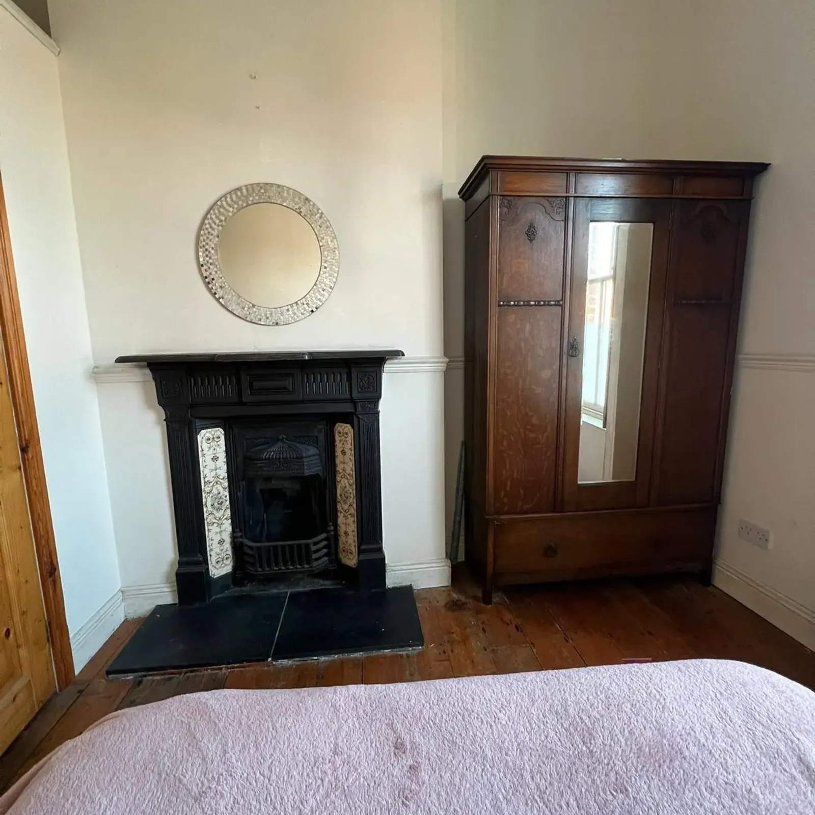 Room in Dublin 8, Dublin - Image 3