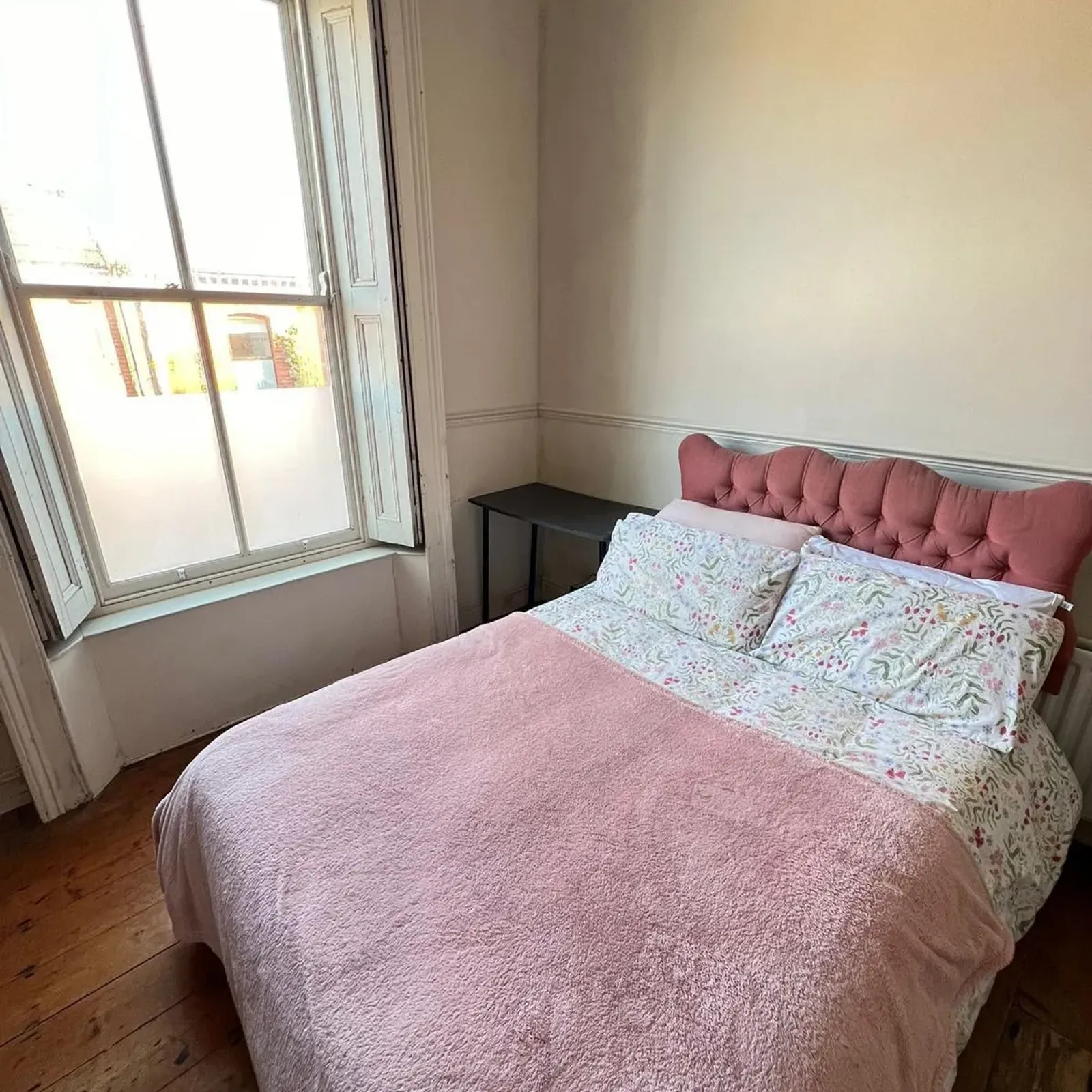 Room in Dublin 8, Dublin - Image 2
